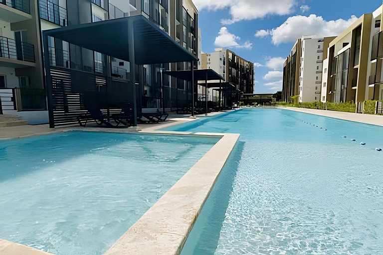 Modern 1BR with Pool and BBQ | Near Downtown