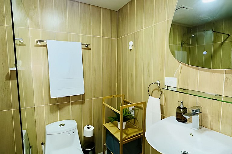 Moderno 1BR con Piscina y BBQ | Cerca de Downtown