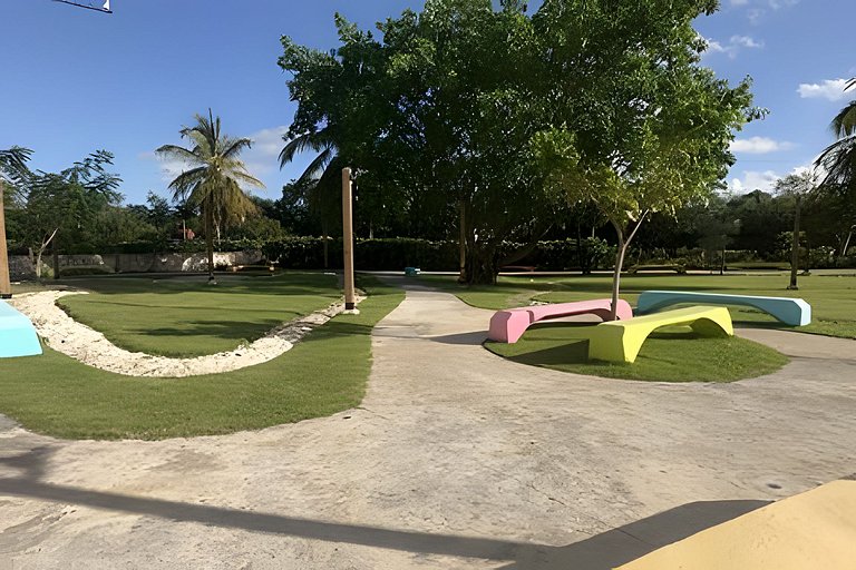 Apartment in Vistacana with Beach and Gym