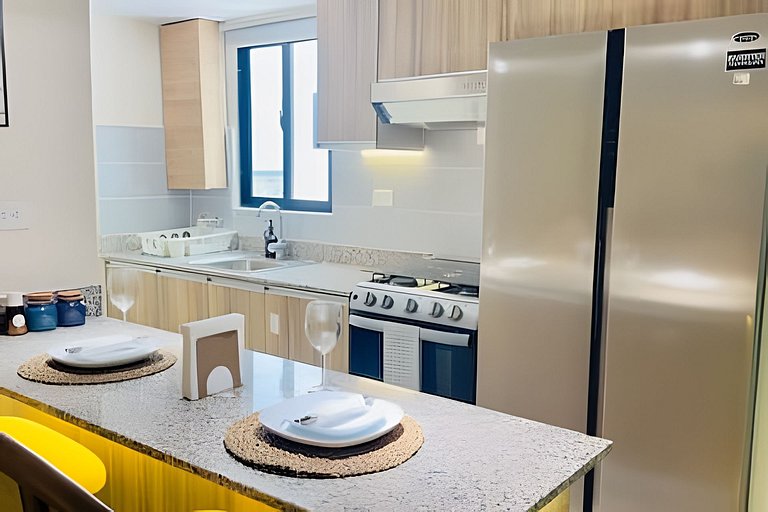 Modern and Equipped | Pool + Near Coco Bongo