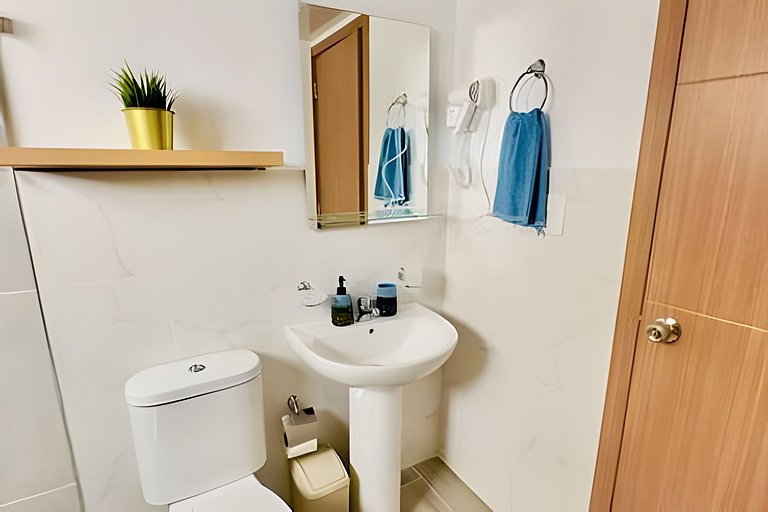 Moderno y Equipado | Piscina + Cerca de Coco Bongo