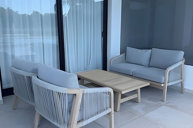 2BR en Cana Rock Star | Piscina & Cerca de Playa