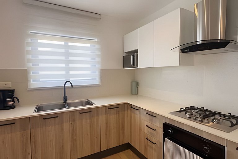 Greenwood Luxury 2BR | Pool View & Private Terrace