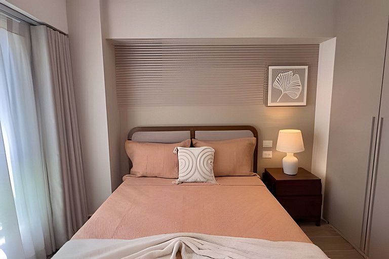 Greenwood Luxury 2BR | Pool View & Private Terrace