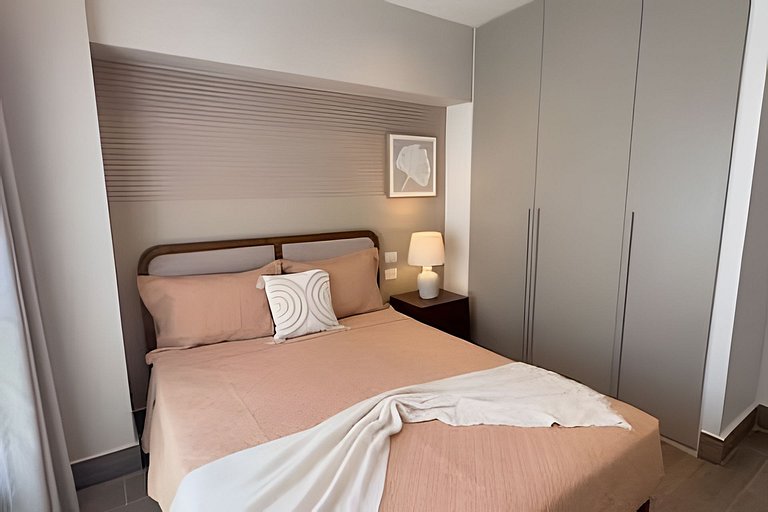 Greenwood Luxury 2BR | Pool View & Private Terrace