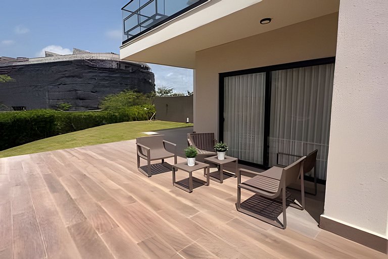 Greenwood Luxury 2BR | Pool View & Private Terrace