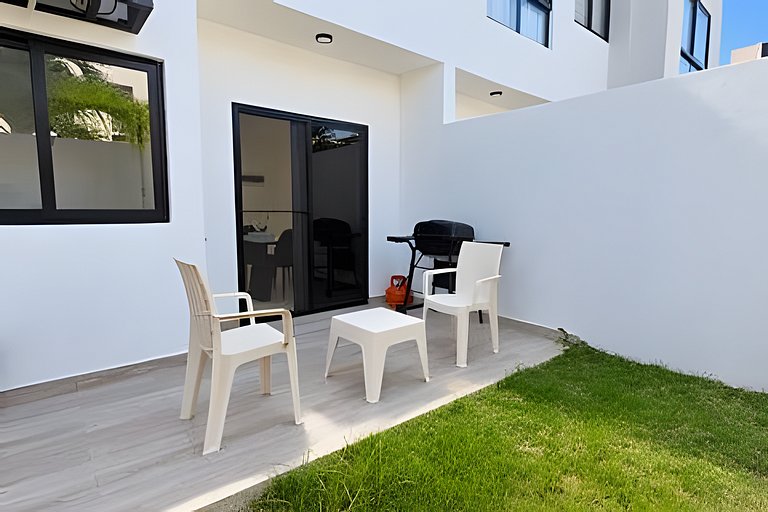 2BR en Punta Cana | Patio privado, Piscina y Gym