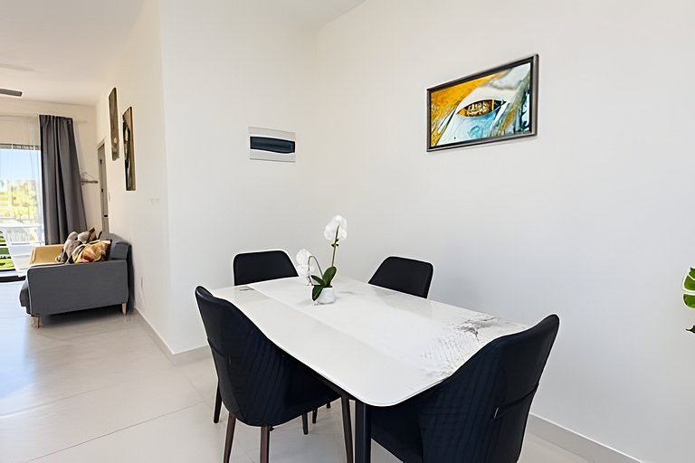 2BR en Punta Cana | Patio privado, Piscina y Gym