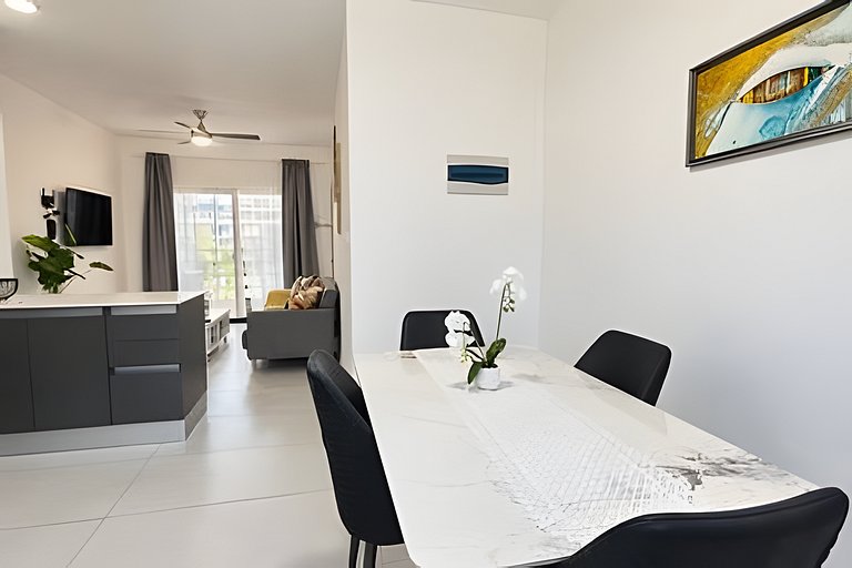2BR en Punta Cana | Patio privado, Piscina y Gym