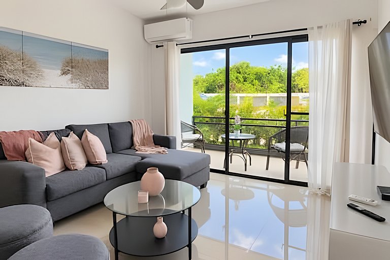 2BR en Punta Cana | 3 Piscinas, Gym y Parque