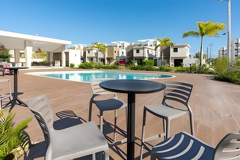 2BR en Punta Cana | 3 Piscinas, Gym y Parque