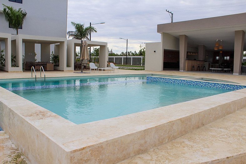 Enjoy Luxury & Relaxation in a 2 Bedroom Apartment